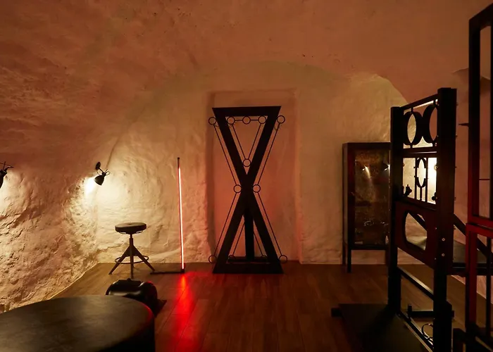 Bdsm Black Apartment *