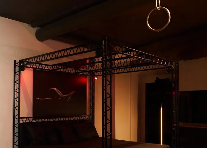 Appartamento Bdsm Black