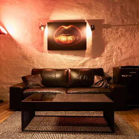 Apartment Bdsm Black Vilnius